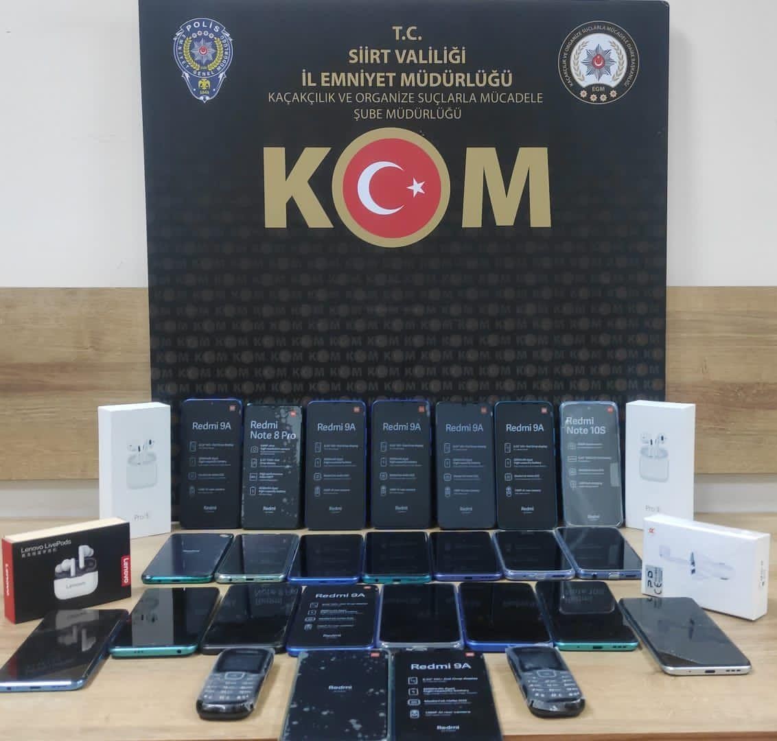 Siirt’te piyasa değeri 72 bin lira olan kaçak cep telefonu ele geçirildi
